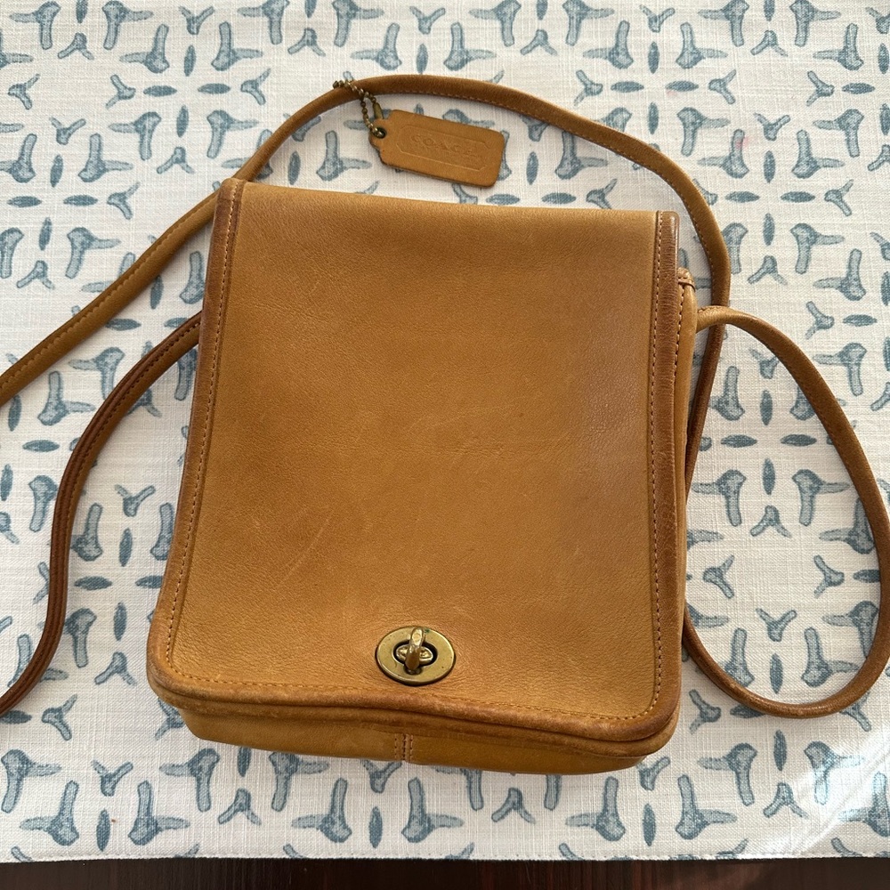 Coach Vintage Tan Leather Crossbody Bag